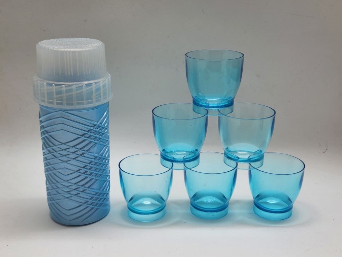 Походный набор стопок в футляре СССР пластик синий