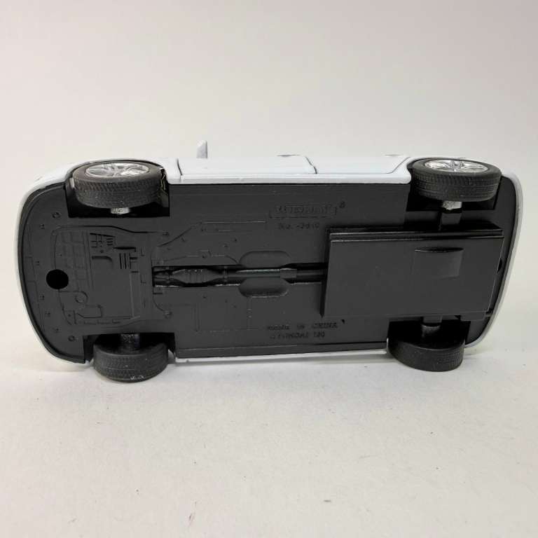 Welly Hyundai i30 в коробке
