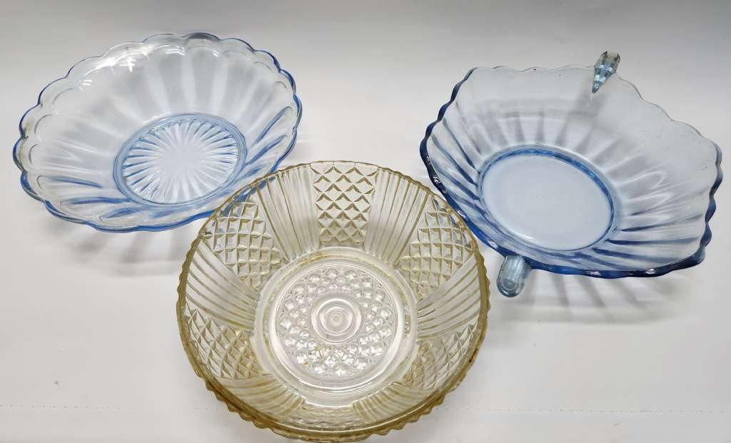 Широкие стеклянные салатники 3 шт  (сост. на фото)