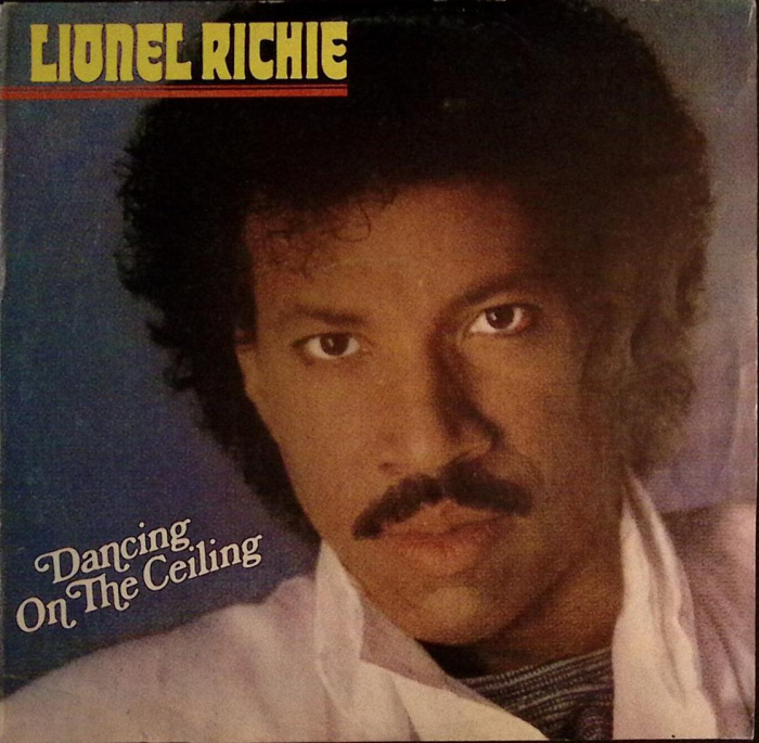 Пластинка виниловая &quot;Lionel Richie. Dancing on the celing&quot; Balkanton 300 мм. (Сост. отл.)