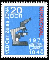 (1971-088) Марка Германия (ГДР) "Микроскоп"    Карл Цейсс 125 лет II Θ