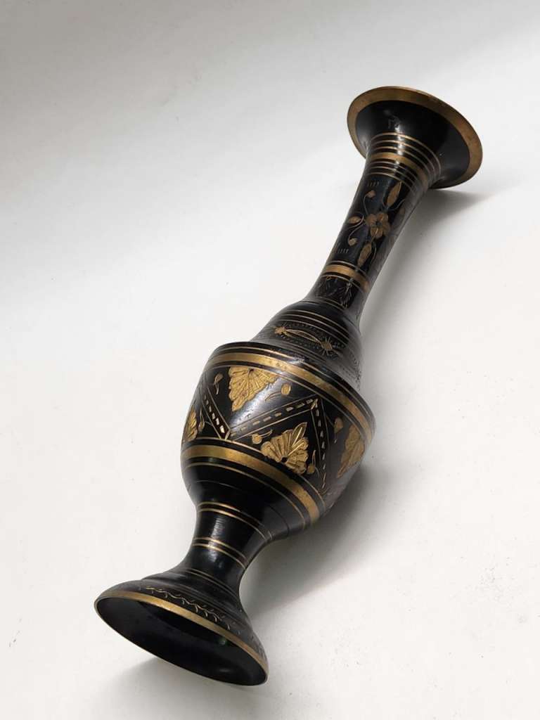 Ваза латунь Индия высота 30 см