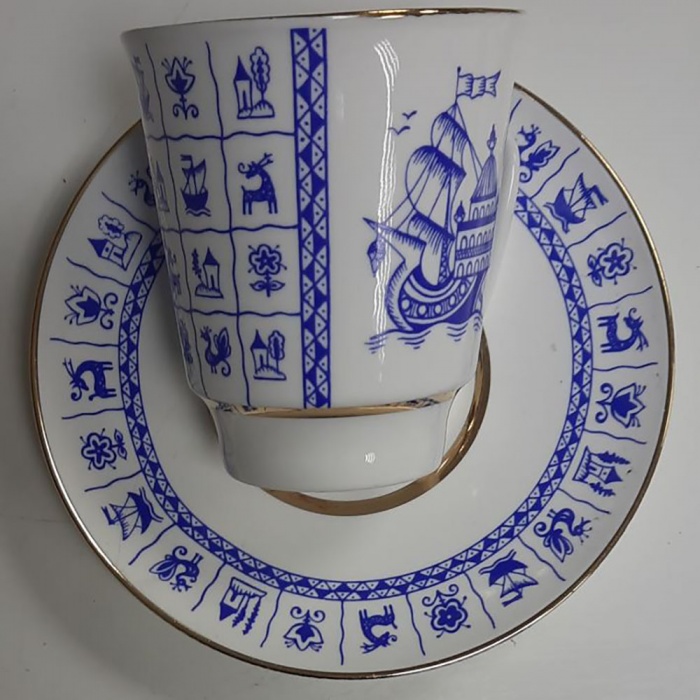 Кофейная пара &quot;Корабль&quot;, костяной фарфор, ЛФЗ (Сост. отл.)