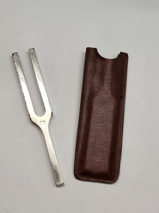 Камертон C 3 К53 СССР в футляре