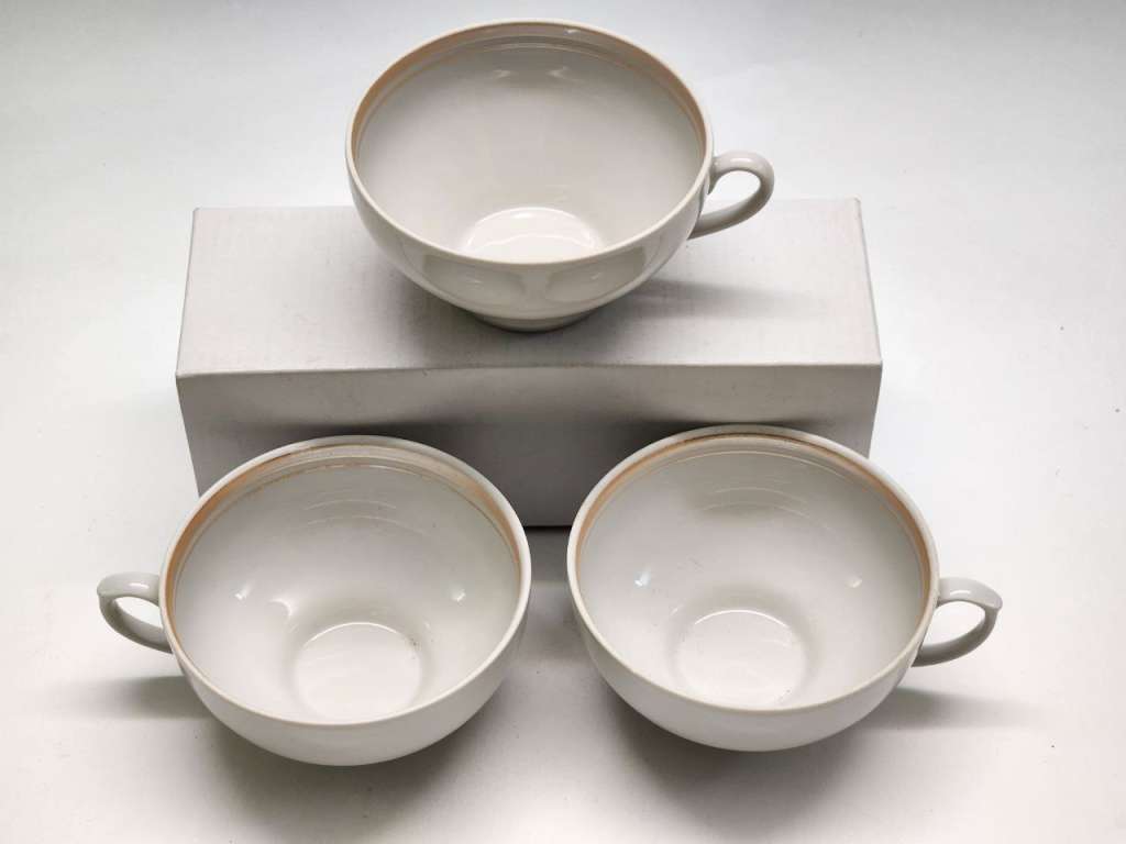 Чашки чайные Дулево 3 штуки простой дизайн