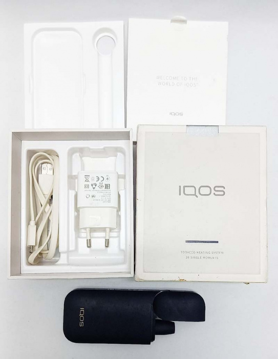 IQOS 2.4P, в комплекте зарядное устройство и USB-кабель (сост.на фото)