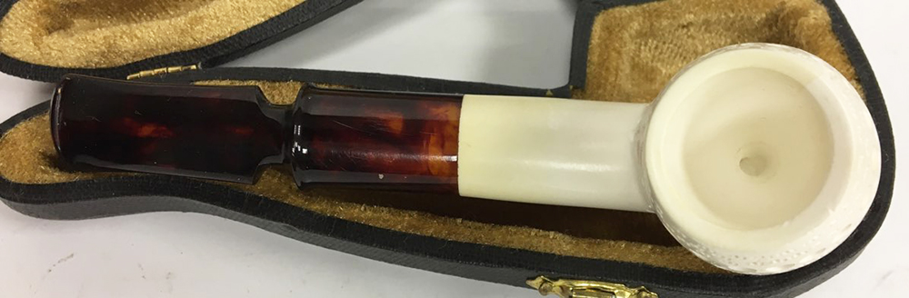 Трубка курительная в чехле (сост. на фото)