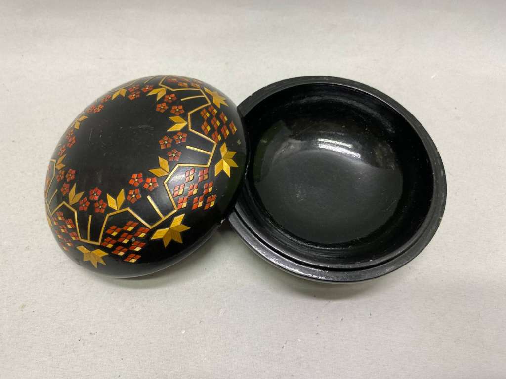 Шкатулка дерево инкрустация