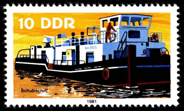 (1981-088) Марка Германия (ГДР) "Буксир"    Речное судоходство II &Theta;