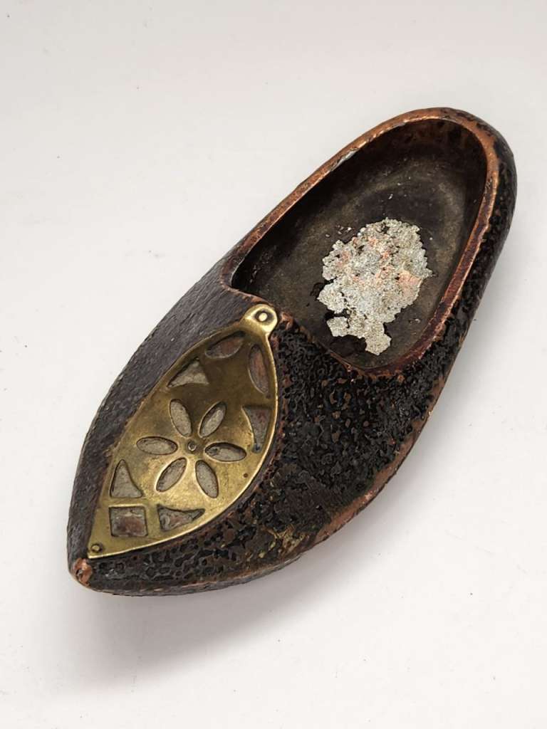 Пепельница Башмачок туфелька металл