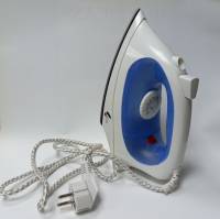Утюг Home T-601 c парогенератором в коробке (сост.на фото)