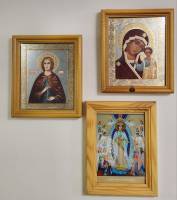 Иконы 3 шт Невеста невестная Великомученица Юлия и Казанская в рамах 16 х 13 см             