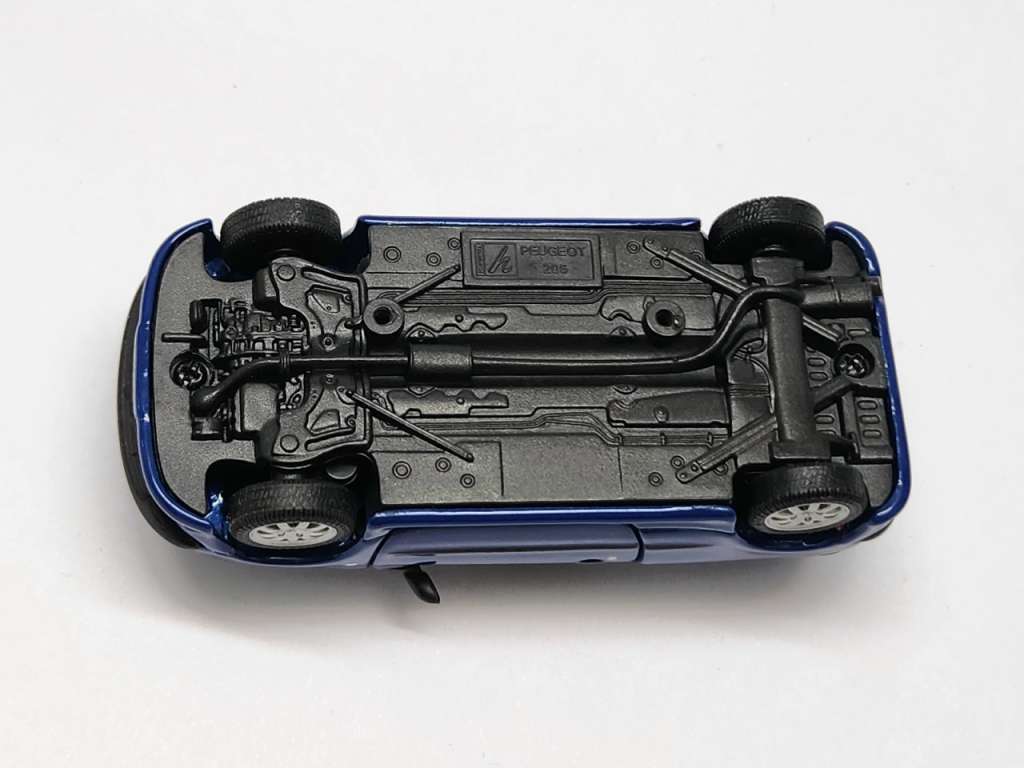 Модель авто 1:43 Peugeot 206 hongwell синий