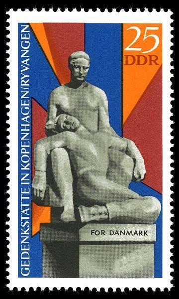 (1969-084) Марка Германия (ГДР) "Памятник Рывангену"    Монументы II &Theta;