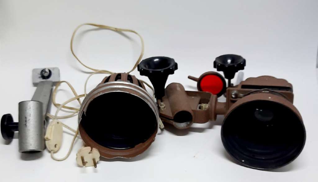 Фотоувеличитель Axomat, Чехословакия (сост. на фото)