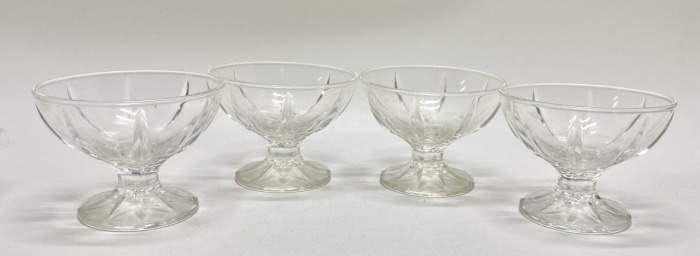 Креманки на ножках 4 шт стекло СССР