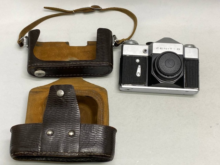 Фотоаппарат Зенит - В с объективом Индустар 50-2