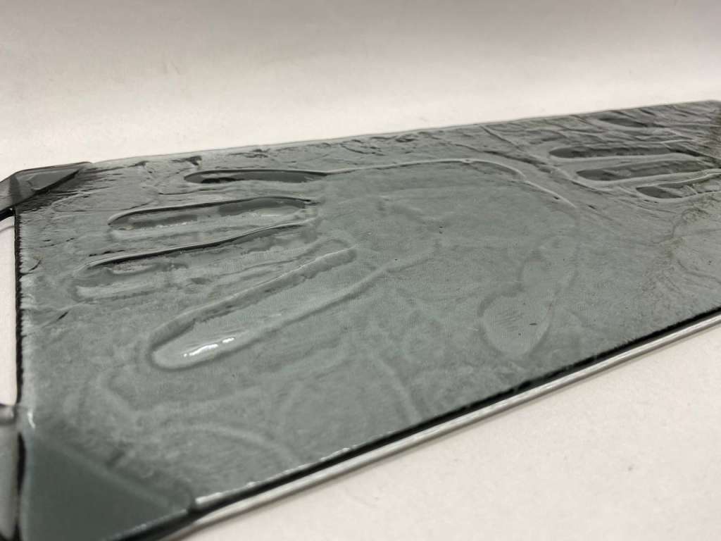 Панно настенное ладони 50*18 см, стекло