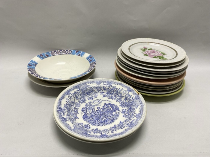 Тарелки десертные и суповые 15 шт