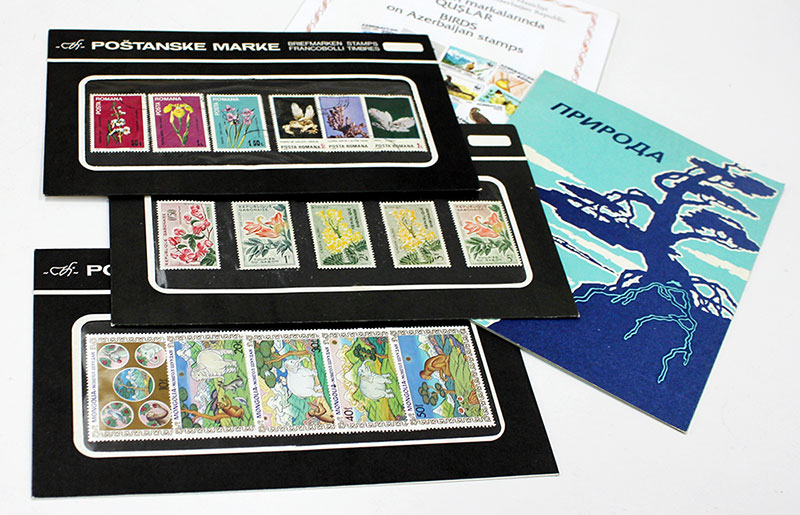5 различных оригиналных наборов марок (Годы, страны и количество марок на фото)