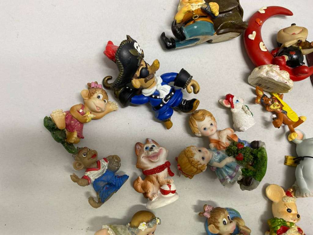 Сувениры фигурки, разной формы набор