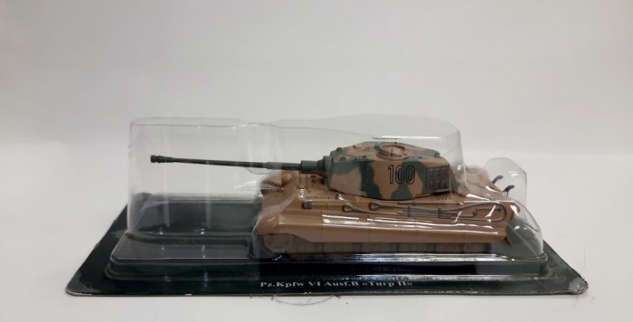 &quot;Танки мира&quot;, модель Pz.Kpfw VI Ausf.B &quot;Тигр II&quot; (в коробке-блистере)