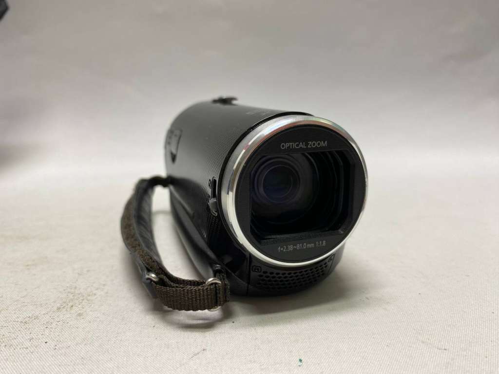 Видеокамера Panasonic HC-V100  .  Сост. хорошее