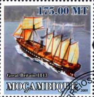(№2009-3121) Марка Мозамбик 2009 год "История транспорта III Возрастная пара кораблей", Гашеная