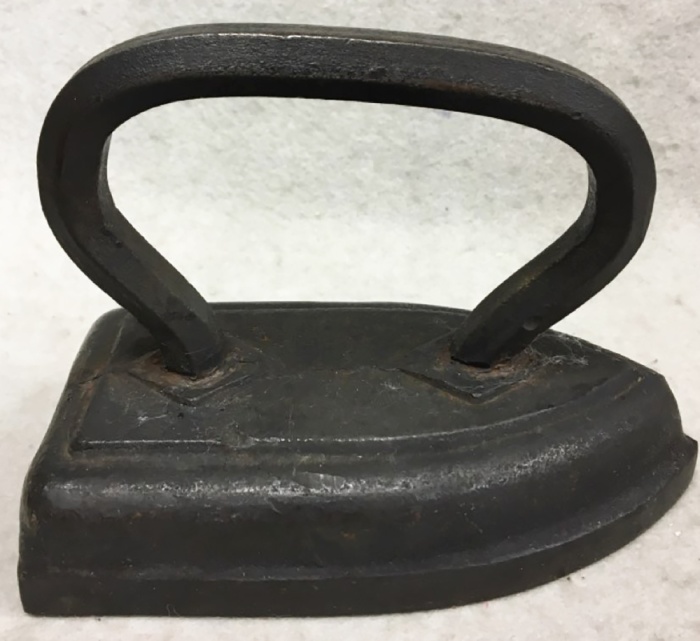 Утюг, литье, чугун, СССР (сост. на фото)