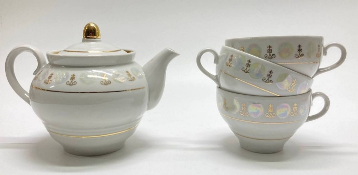 Чайник заварочный (скол на крышке) + 3 чашки (есть скол), Городница, СССР