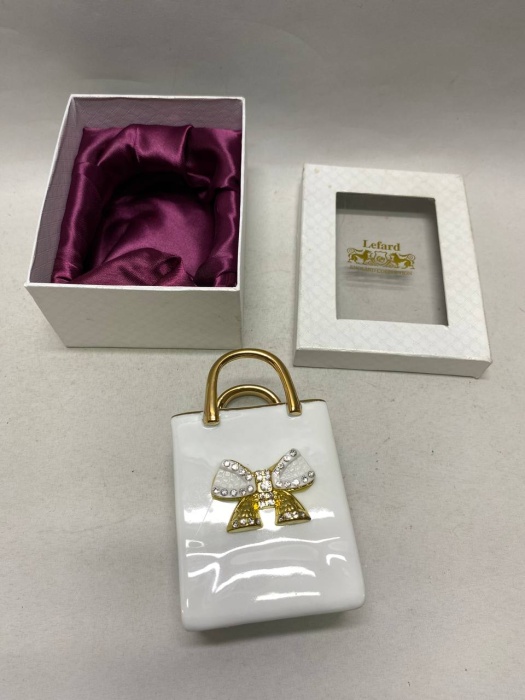 Салфетница фарфоровая в форме сумки, Lefard