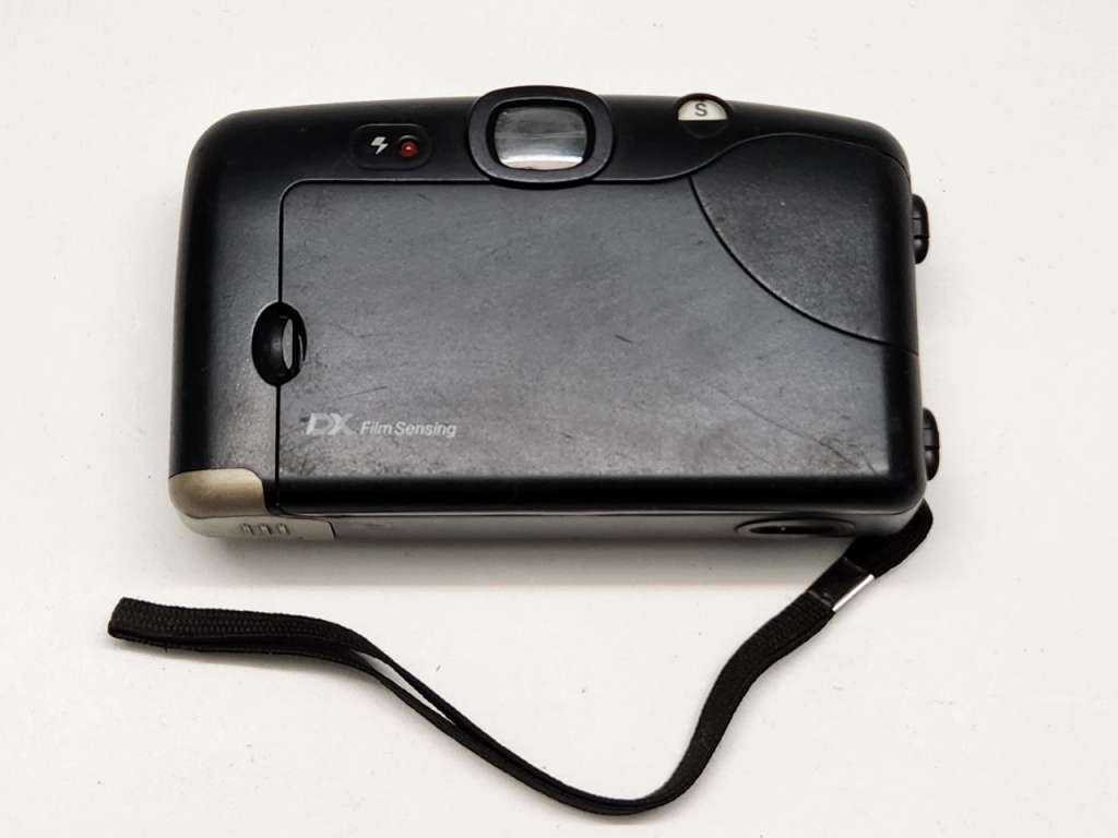 Фотоаппарат плёночный Polaroid 2100 BF  Китай  Рабочий