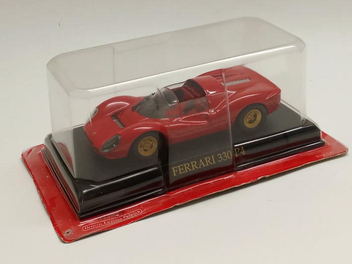 Модель автомобиля Ferrari 330 P4 в коробке-блистере без журнала масштаб 1\43