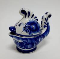 Икорница "Рыбка", клеймо Мастерская гжель, автор Р. Некрасова, 13*11 см. (сост. на фото)