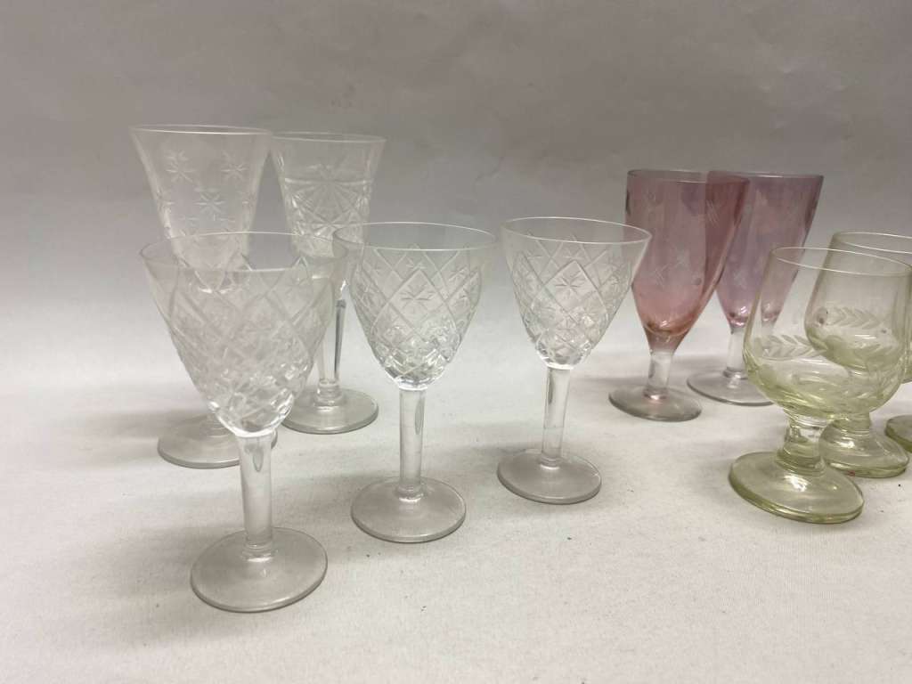 Рюмки, стопки хрусталь 14 шт