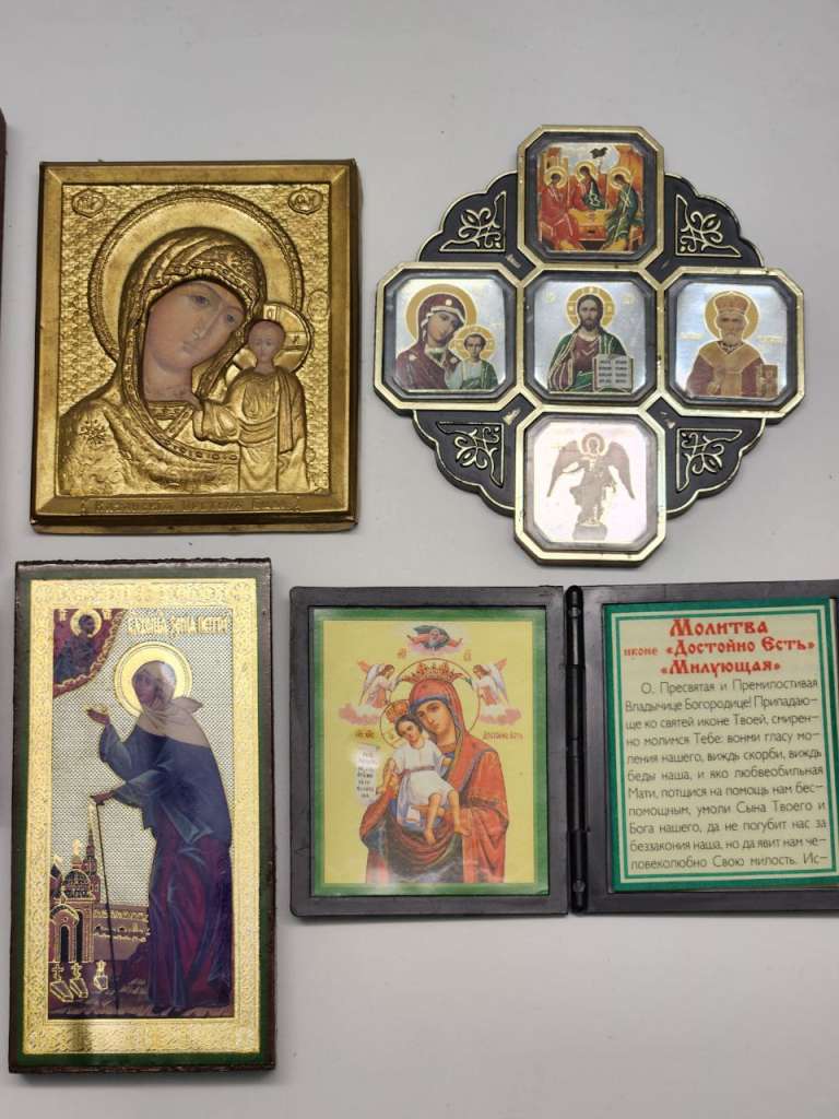 Иконы 9 штук современные миниатюрные