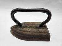 Утюг чугунный литой СССР 12*17*8,5 см (сост. на фото)