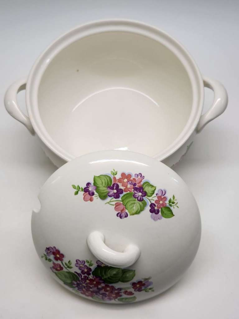 Супница ЗИК Конаково белая круглая рисунок - букет цветов