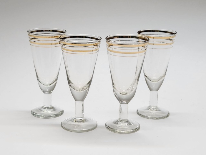 Рюмки стекло золочение 4 штуки СССР