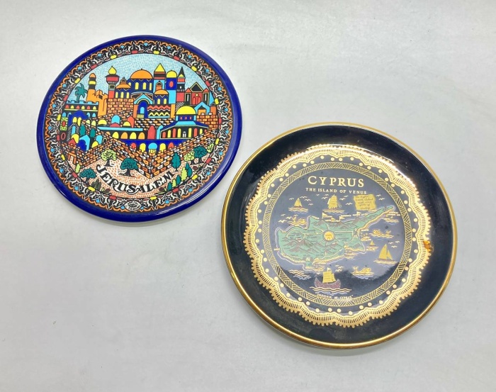 Тарелки декоративные, керамика, 2 шт