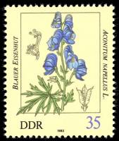 (1982-033) Марка Германия (ГДР) "Борец клобучковый"    Ядовитые растения III Θ