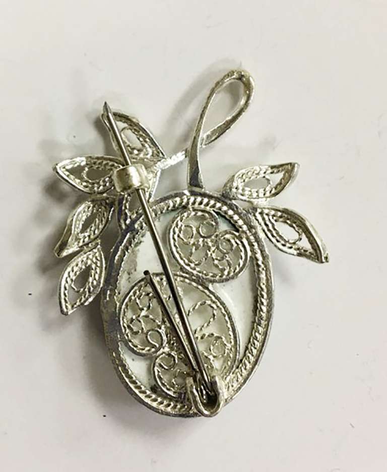 Брошь "Финифть", серебрение (сост. на фото)