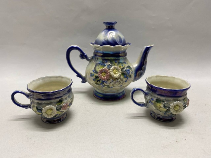 Чайник заварочный и 2 чашки