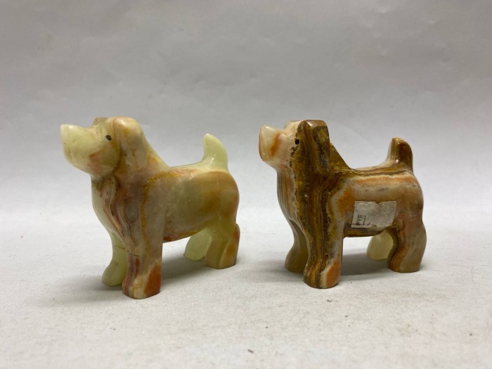 Сувенир статуэтка из оникса собака 2 шт