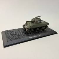 Atlas M4A3 Sherman 1:72 в акриловом боксе без журнала