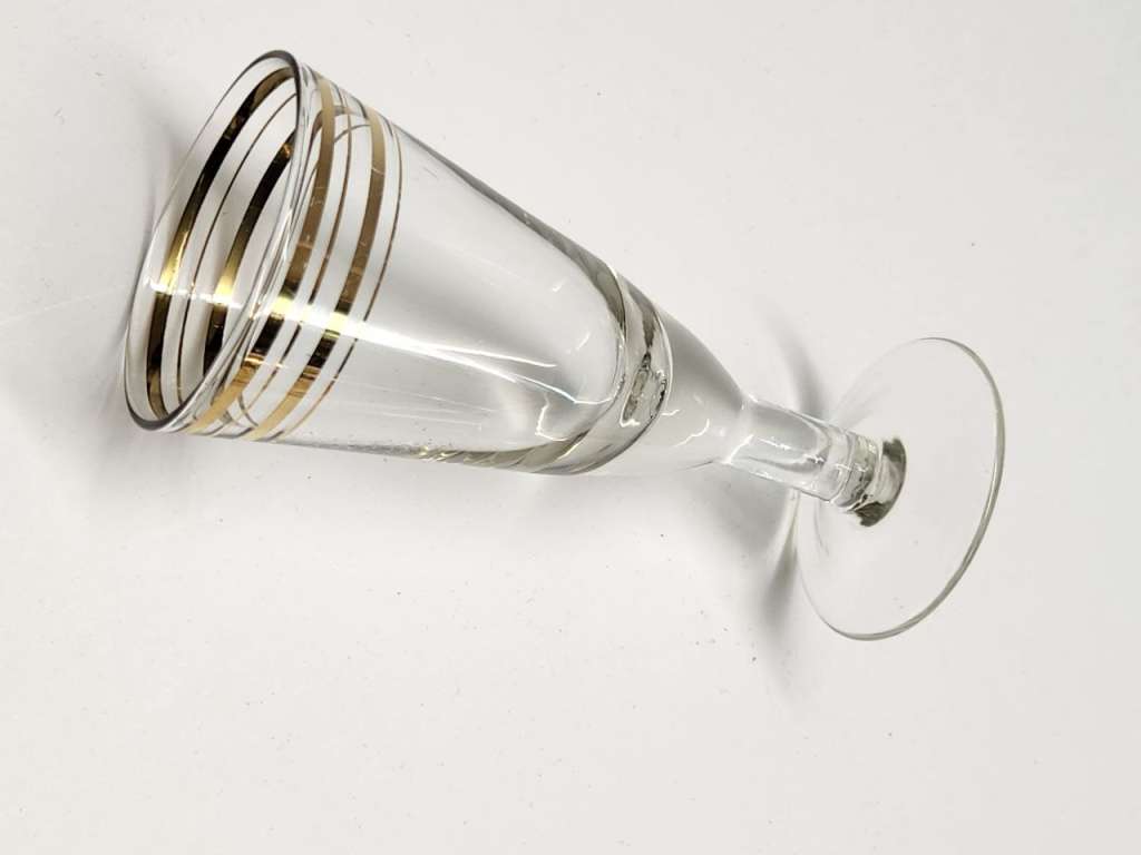 Рюмки стекло золочение 4 штуки СССР