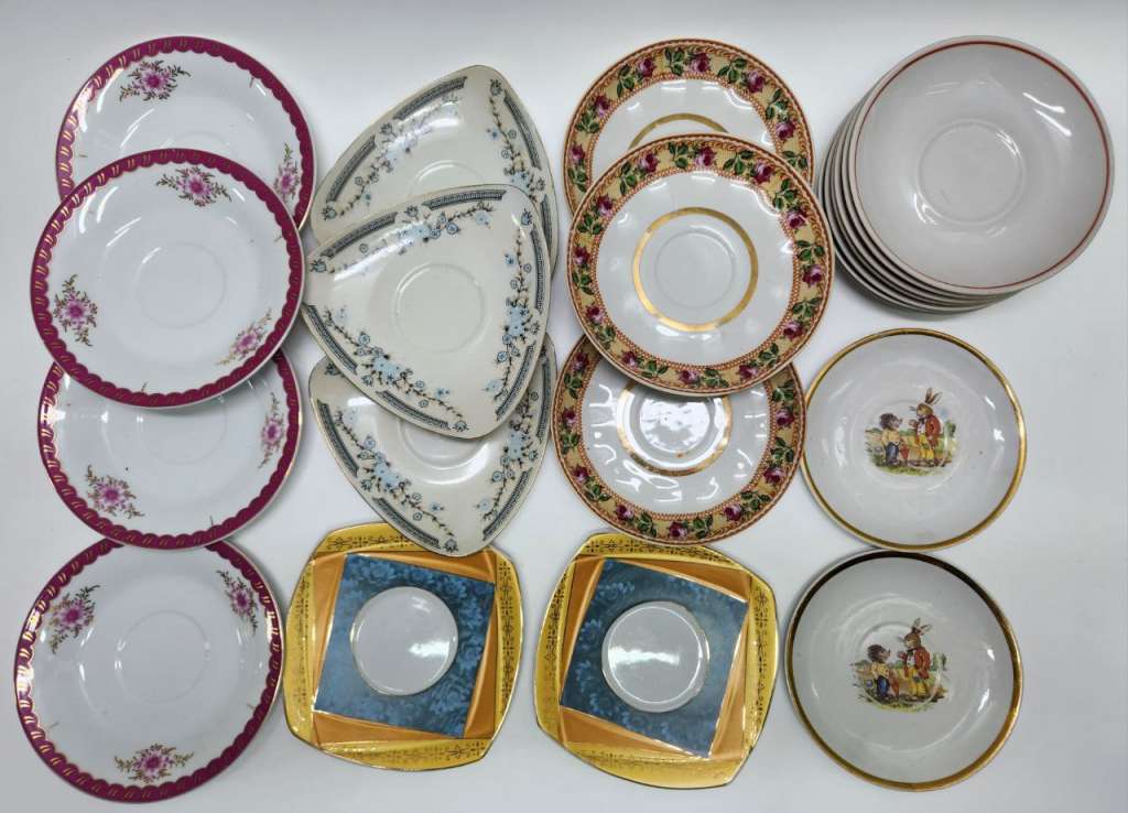 Блюдца чайные 30 штук разные 