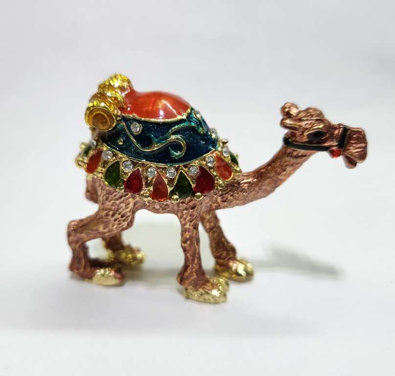 Шкатулка Верблюд металл глазурь стразы (крышка на магните)