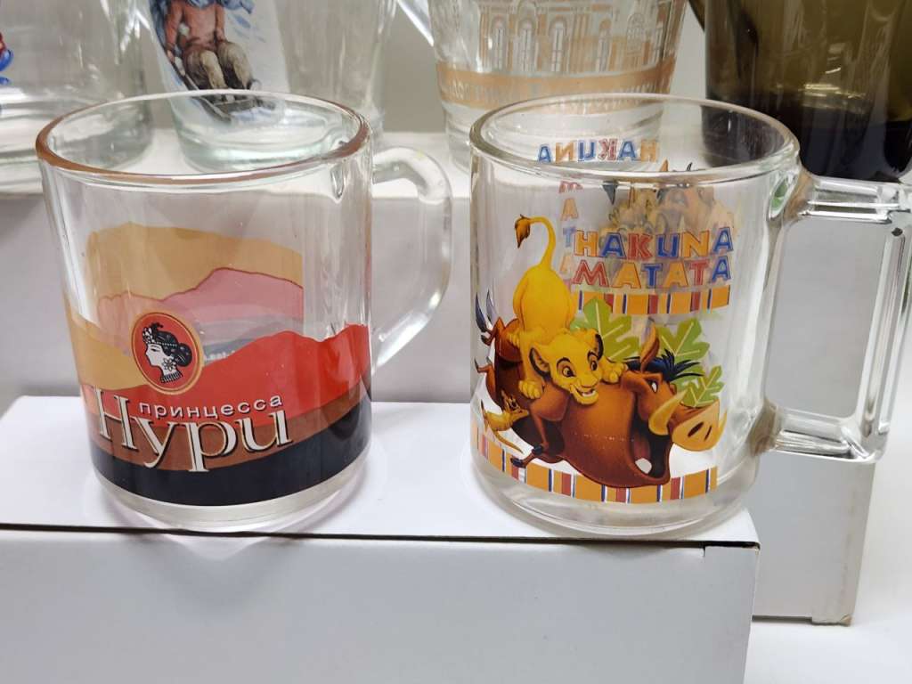 Кружки чашки чайные 12 штук стекло разные