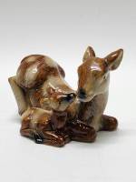 Фарфоровая статуэтка Олениха с олененком Германия